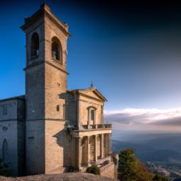 Basilika San Marino erstrahlt in vollem Glanz: Aufgenommen mit einem Weitwinkelobjektiv direkt vor dieser atemberaubenden Sehenswürdigkeit in San Marino