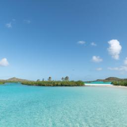 Gibbs Cay erstrahlt in vollem Glanz: Aufgenommen mit einem Weitwinkelobjektiv direkt vor dieser atemberaubenden Sehenswürdigkeit in Turks- und Caicosinseln