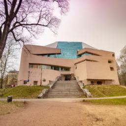 Turku Art Museum erstrahlt in vollem Glanz: Aufgenommen mit einem Weitwinkelobjektiv direkt vor dieser atemberaubenden Sehenswürdigkeit in Turku